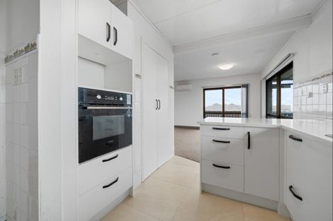 Photo of property in 12b Bronte Place, Whalers Gate, New Plymouth, 4310