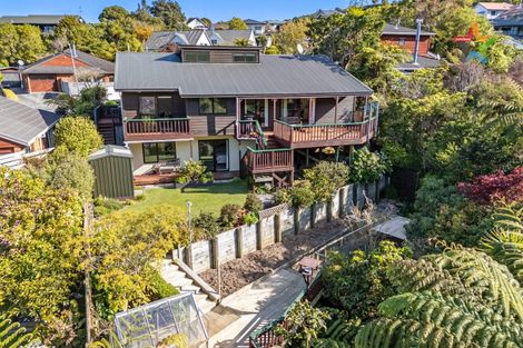 Photo of property in 138 Tirohanga Road, Tirohanga, Lower Hutt, 5010