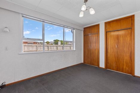 Photo of property in 1/378 Devon Street East, Strandon, New Plymouth, 4312