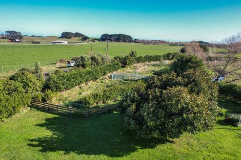 Photo of property in 318 Kuku Beach Road, Kuku, Levin, 5570