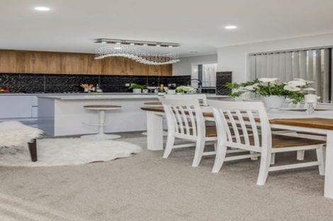 Photo of property in 56b Cambridge Terrace, Papatoetoe, Auckland, 2025