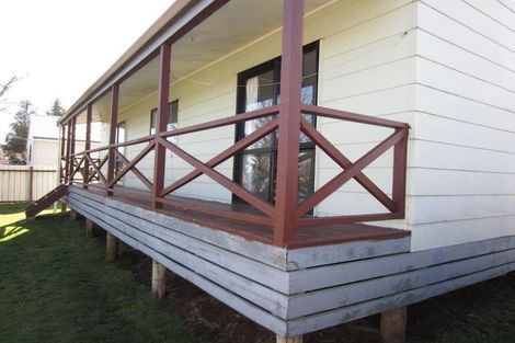 Photo of property in 1 Silkwood Lane, Melville, Hamilton, 3206