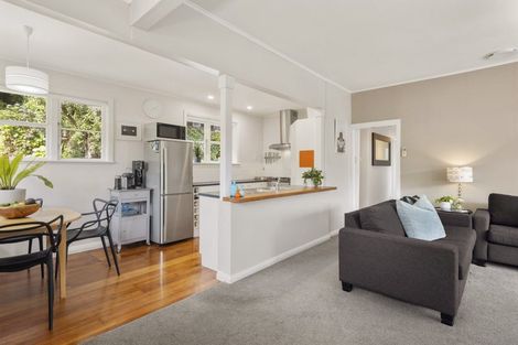 Photo of property in 95 Sunshine Avenue, Karori, Wellington, 6012