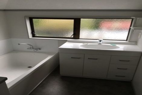 Photo of property in 115f3 Owen Street, Newtown, Wellington, 6021