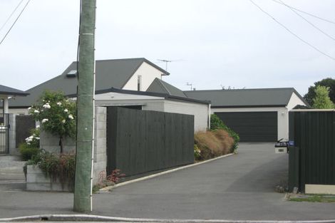 Photo of property in 10 Yeovil Place, St Albans, Christchurch, 8052