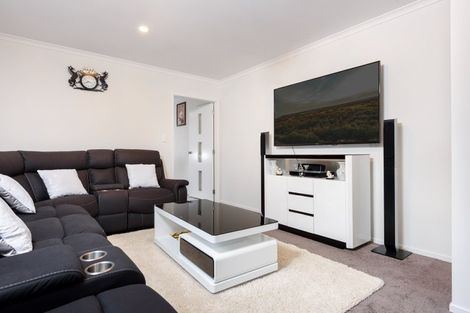 Photo of property in 17 Pimelea Street, Papamoa Beach, Papamoa, 3118