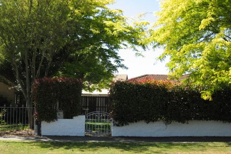 Photo of property in 139 Hawthornden Road, Avonhead, Christchurch, 8042