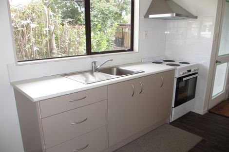 Photo of property in 39 Awaroa Road, Helensville, 0800