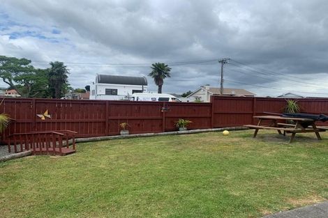 Photo of property in 2/23 Green Street, Papakura, 2110