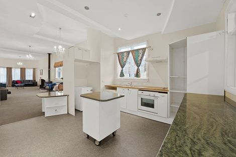 Photo of property in 3 Victoria Street, Hawera, 4610