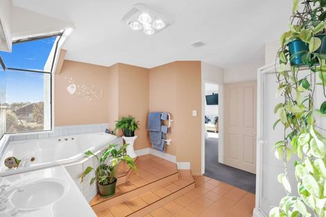 Photo of property in 67 Fairweather Crescent, Kaiapoi, 7630