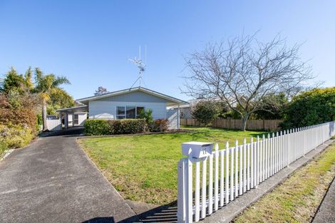 Photo of property in 11 Paul Drive, Ngatea, 3503