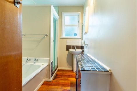 Photo of property in 80 Mclean Street, Woodville, 4920