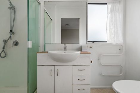 Photo of property in 327 Chapel Road, Flat Bush, Auckland, 2016
