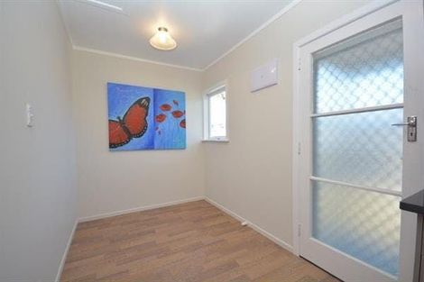 Photo of property in 55 Plumley Crescent, Mangere, Auckland, 2022
