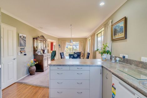 Photo of property in 19 Duxford Crescent, Fairfield, Dunedin, 9018