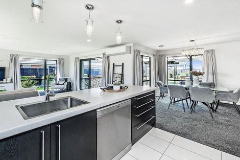 Photo of property in 25 Navy Loop, Rolleston, 7614