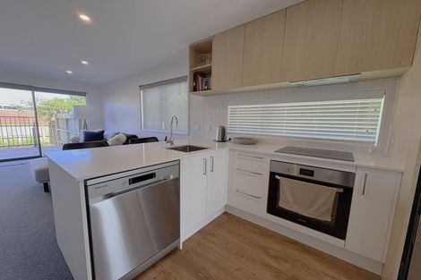 Photo of property in 6/7 Bertram Grove, Naenae, Lower Hutt, 5011