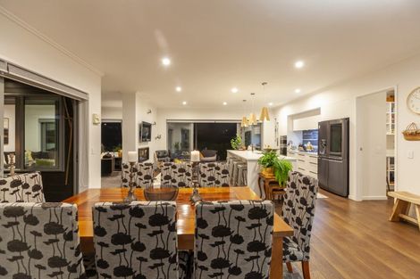 Photo of property in 3 Lamont Place, Waikanae, 5036