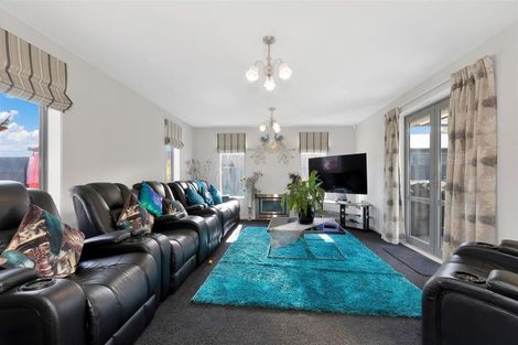 Photo of property in 31 Davaar Crescent, Broomfield, Christchurch, 8042