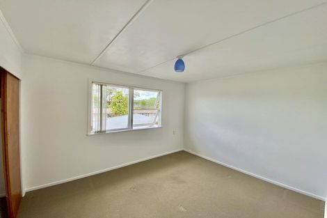 Photo of property in 19 Sunhaven Avenue, Glenfield, Auckland, 0629