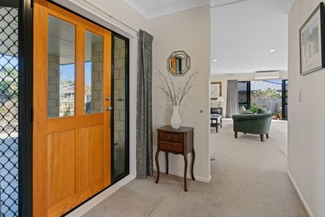 Photo of property in 9 Campbell Grove, Levin, 5510