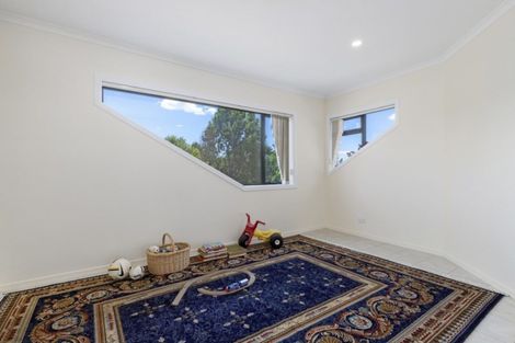 Photo of property in 43 Montrose Crescent, Huntington, Hamilton, 3210