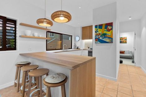 Photo of property in 14b Alfred Street, Northcote Point, Auckland, 0627