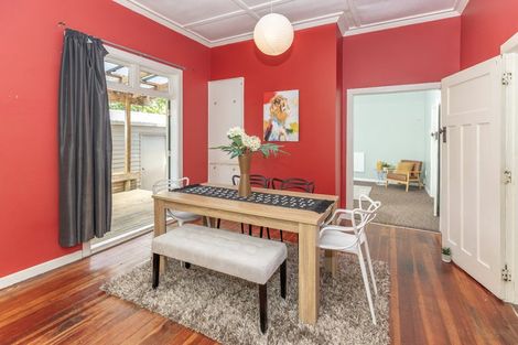 Photo of property in 17 Bettina Road, Fairfield, Hamilton, 3214