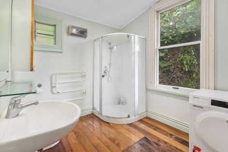 Photo of property in 87 Todman Street, Brooklyn, Wellington, 6021