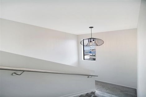 Photo of property in 32 Kairakau Street, Papakura, 2110