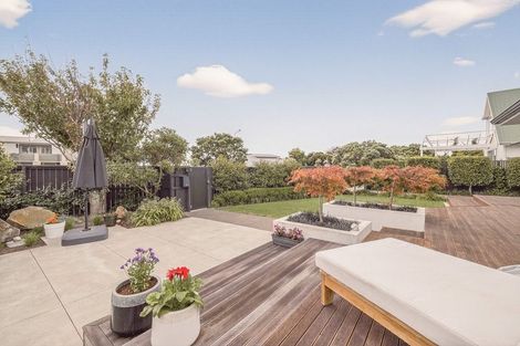 Photo of property in 87 Beachville Road, Redcliffs, Christchurch, 8081