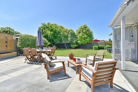 Photo of property in 10 Martyn Street, Rangiora, 7400