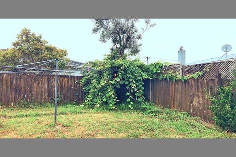 Photo of property in 49 Larnoch Road, Henderson, Auckland, 0610