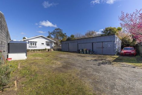 Photo of property in 15 Ngahere Street, Inglewood, 4330