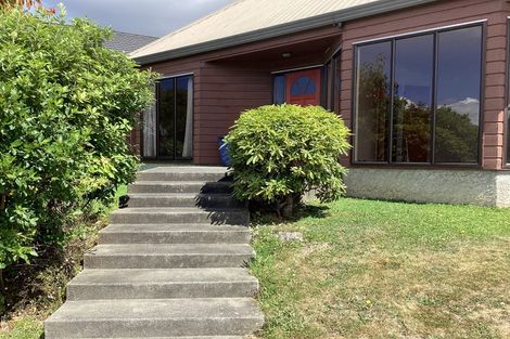 Photo of property in 5 Aintree Grove, Churton Park, Wellington, 6037