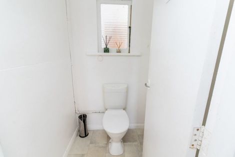 Photo of property in 1/364 The Parade, Island Bay, Wellington, 6023