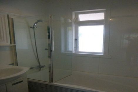 Photo of property in 33 Toi Street, Otaki Beach, Otaki, 5512