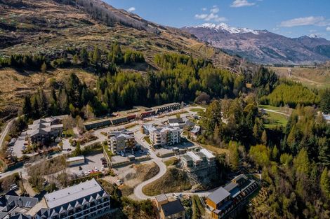 Photo of property in 7 Powder Terrace, Arthurs Point, Queenstown, 9371