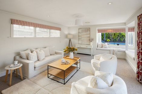 Photo of property in 74 Princes Street, Cambridge, 3434