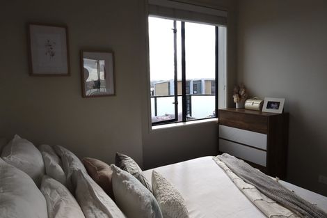 Photo of property in 3/22 Kerewhenua Crescent, 0616