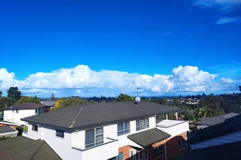 Photo of property in 120 Golf Road, New Lynn, Auckland, 0600