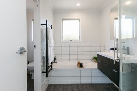 Photo of property in 14 Moorhouse Street, Taradale, Napier, 4112