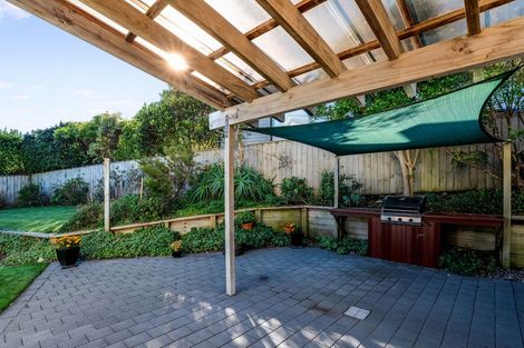 Photo of property in 6 Sumner Terrace, Aotea, Porirua, 5024