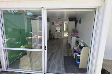 Photo of property in 2/16 Churchill Avenue, Manurewa, Auckland, 2102