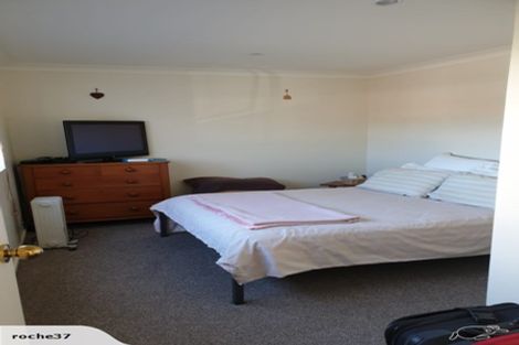 Photo of property in 108b Westchester Drive, Churton Park, Wellington, 6037