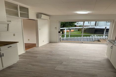 Photo of property in 50 Hellyers Street, Birkdale, Auckland, 0626