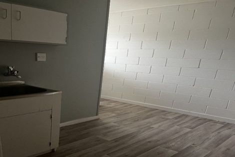 Photo of property in 8b Swan Street, Gore, 9710