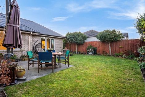 Photo of property in 15 Len Hale Place, Parklands, Christchurch, 8083