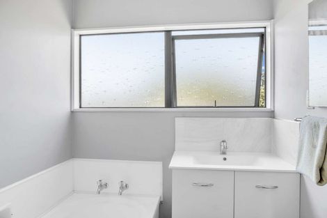 Photo of property in 7 Charisma Court, Kelvin Grove, Palmerston North, 4414